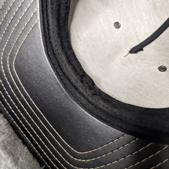 Disney parks hat mickey mouse 28 gold embossed cap strapback black - Picture 5 of 7